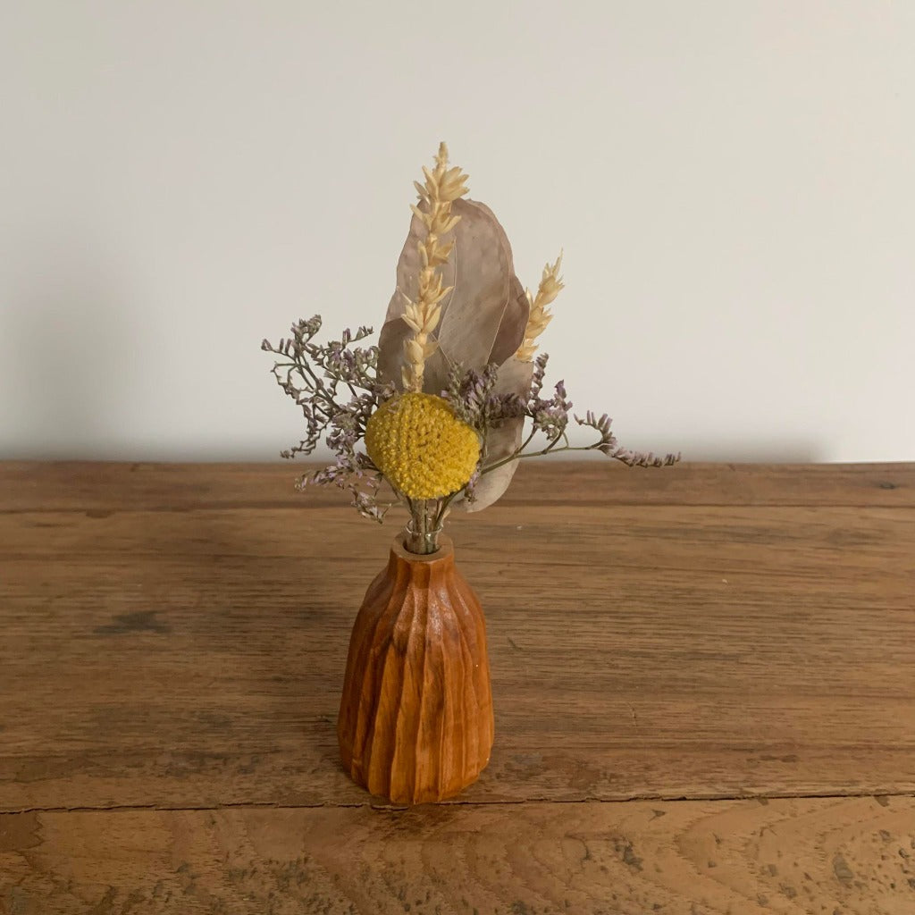 Petit Vase Artisanal et Bouquet Floral Séché