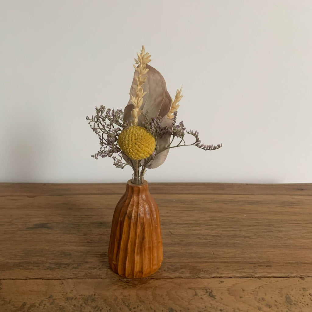 Petit Vase Artisanal et Bouquet Floral Séché