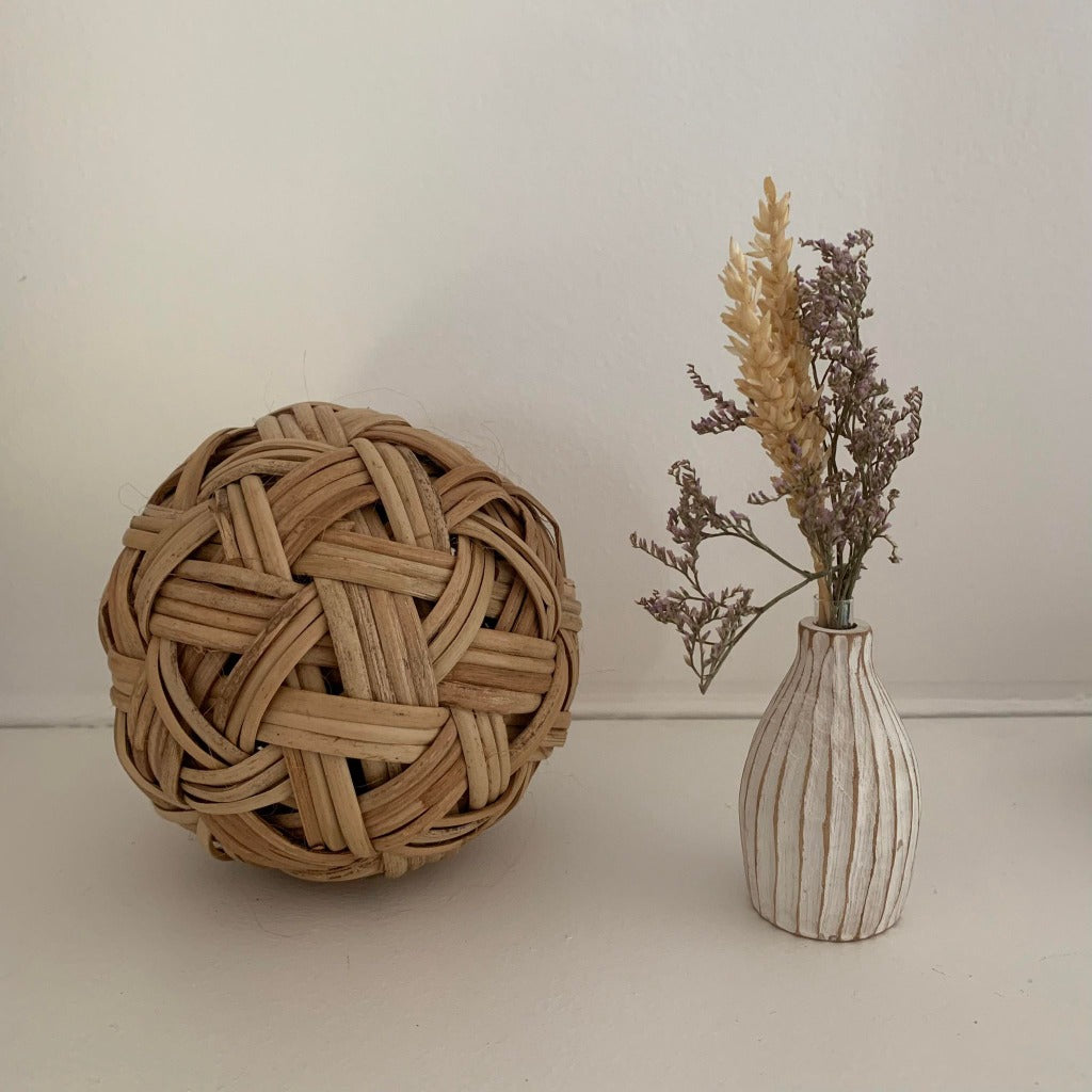 Petit Vase Artisanal et Bouquet Floral Séché