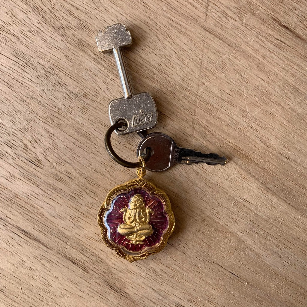 Porte-Clés Amulette Shiva - Symbole de Transformation et de Protection
