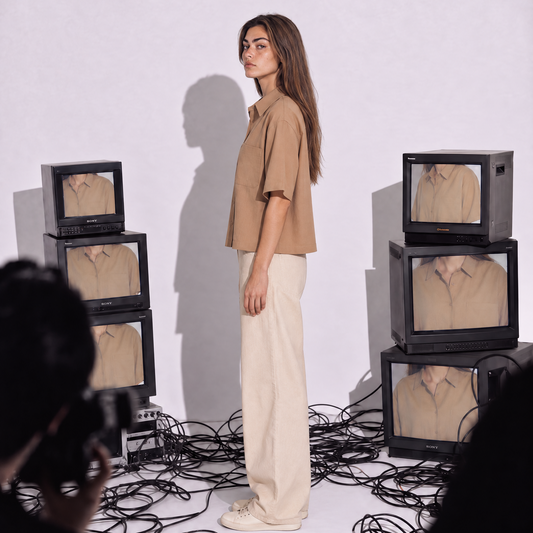 Chemise manches courtes en coton à teinture naturelle – vue 2