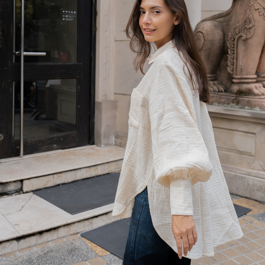 Chemise femme crème à manches ballons en gaze de coton – vue 2