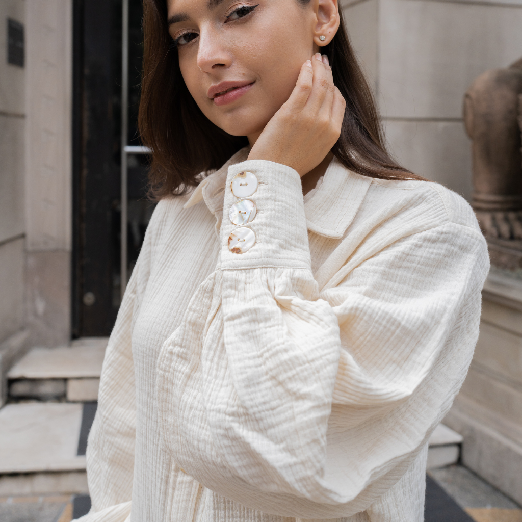 Chemise manches ballons gaze de coton crème