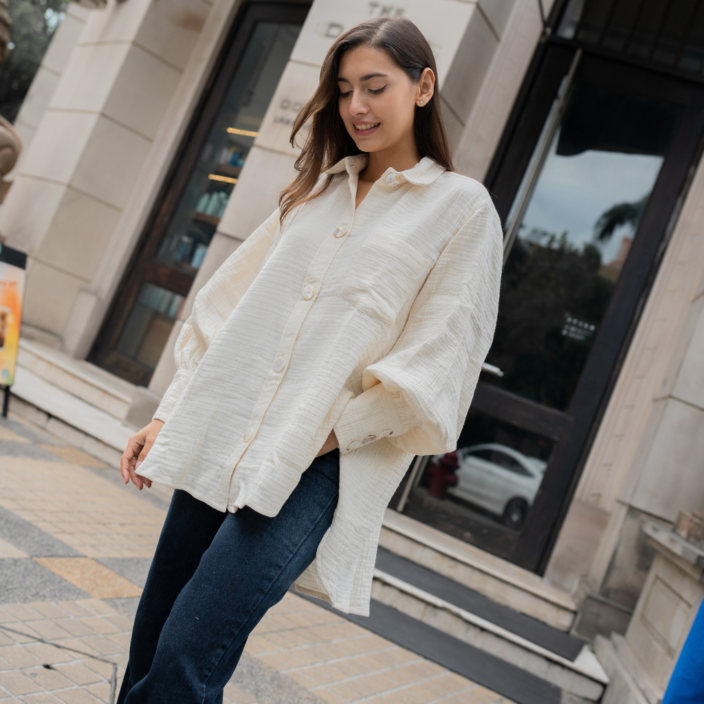 Chemise manches ballons gaze de coton crème