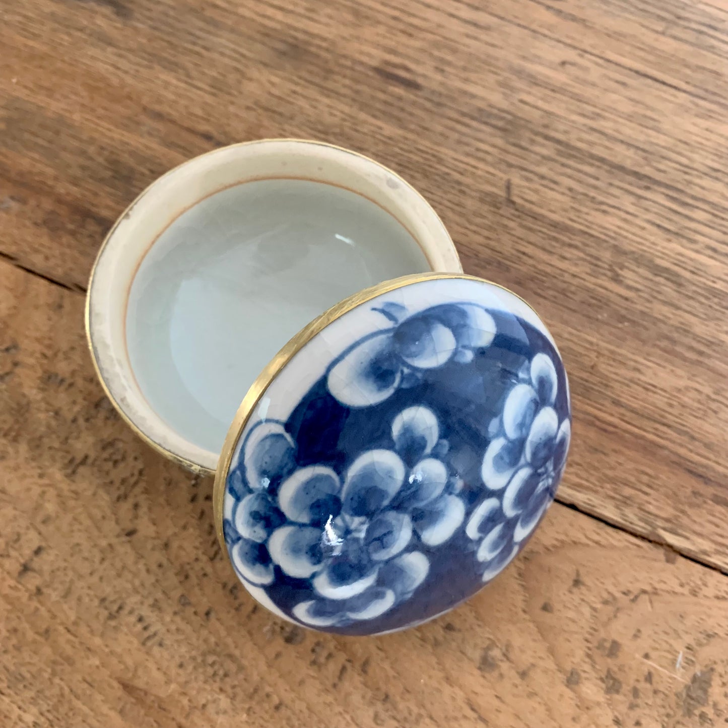 Mini jarre ronde fleurs 8x5 cm