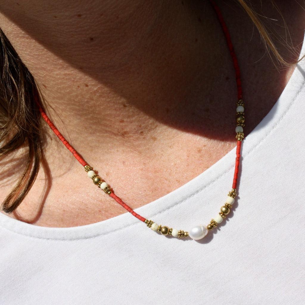 Collier Artisanal en Pierre