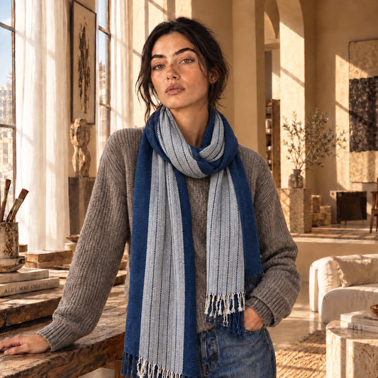 Écharpe Indigo Naturel Tissée Main – 200 x 40 cm