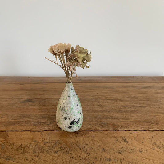 Vase en Papier Recyclé de 7 cm : L'Élégance Artisanale