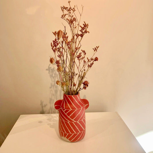 Vase en Poterie Fait Main - Savoir-faire et transmission