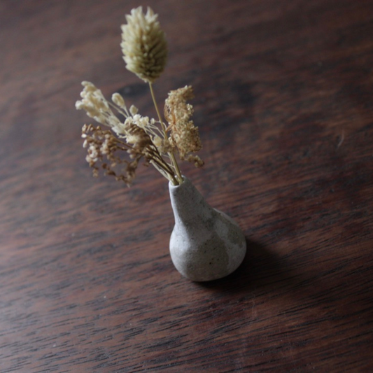 Mini vase unique en papier recyclé de 5 cm – vue 2