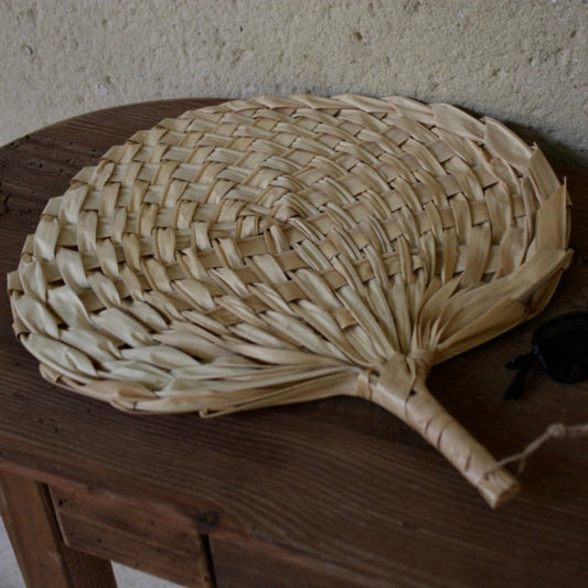 eventail artisanal bois 