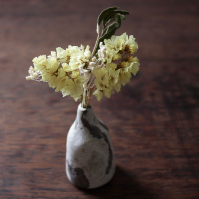 Vase en Papier Recyclé de 7 cm pour Fleurs Séchées - Œuvre Unique Fait Main