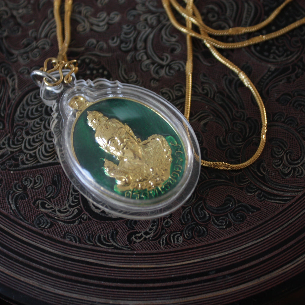 Amulette Développement Personnel – Collier en Chaîne Acier Or