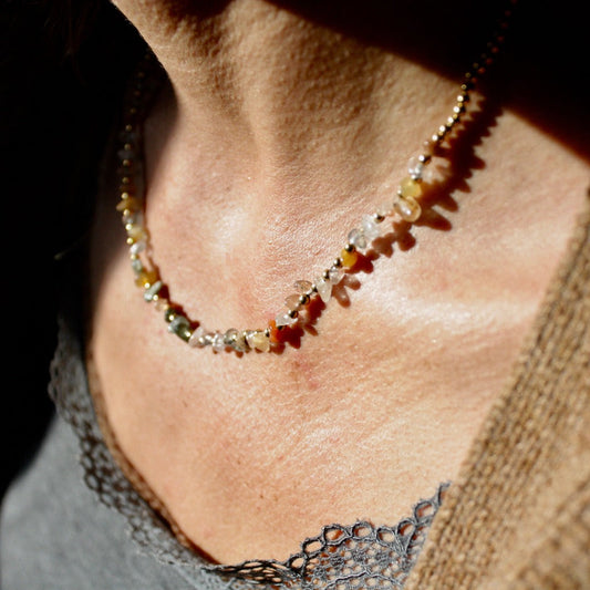Collier pierres naturelles brutes Emilie
